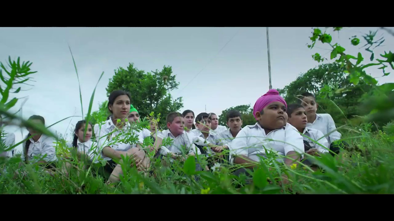 Ishqedarriyaan (2015) Hindi 720p x264 AVC AAC 2.0.mkv.0003